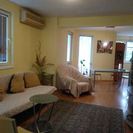 Ivan And Dilyana Apartment Burgas