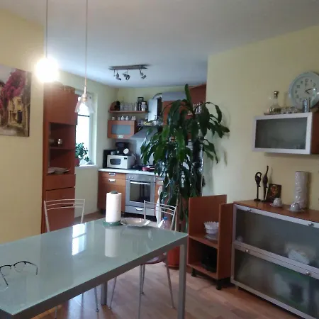 Ivan And Dilyana Apartment Burgas